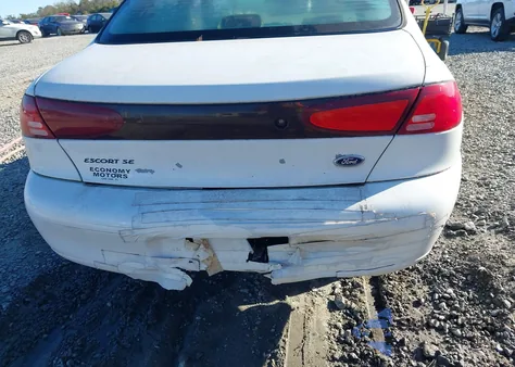 2002 Ford Escort Fleet z USA, uszkodzony, nr VIN 3FAFP13P52R189595